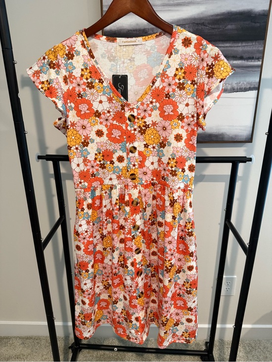 Fantaslook Dresses & Skirts - Fantastlook Floral Midi Dress in Coral Mix